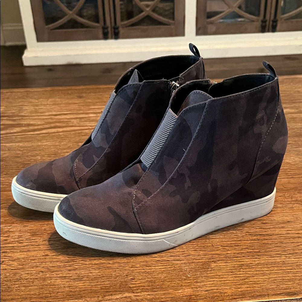 MIA Cristie Camo Wedge Sneakers